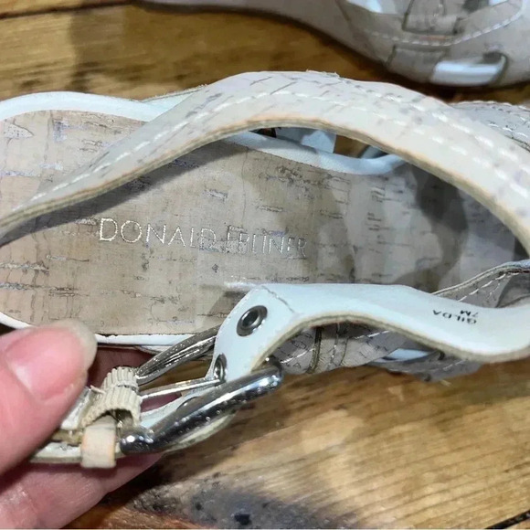 Donald Pliner Gilda Cork Wedge Strappy Sandals, beachy, summer, cool - Picture 4 of 9